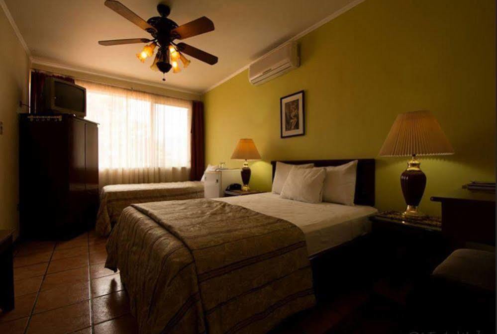 Park Hotel Puerto Limon Exterior foto
